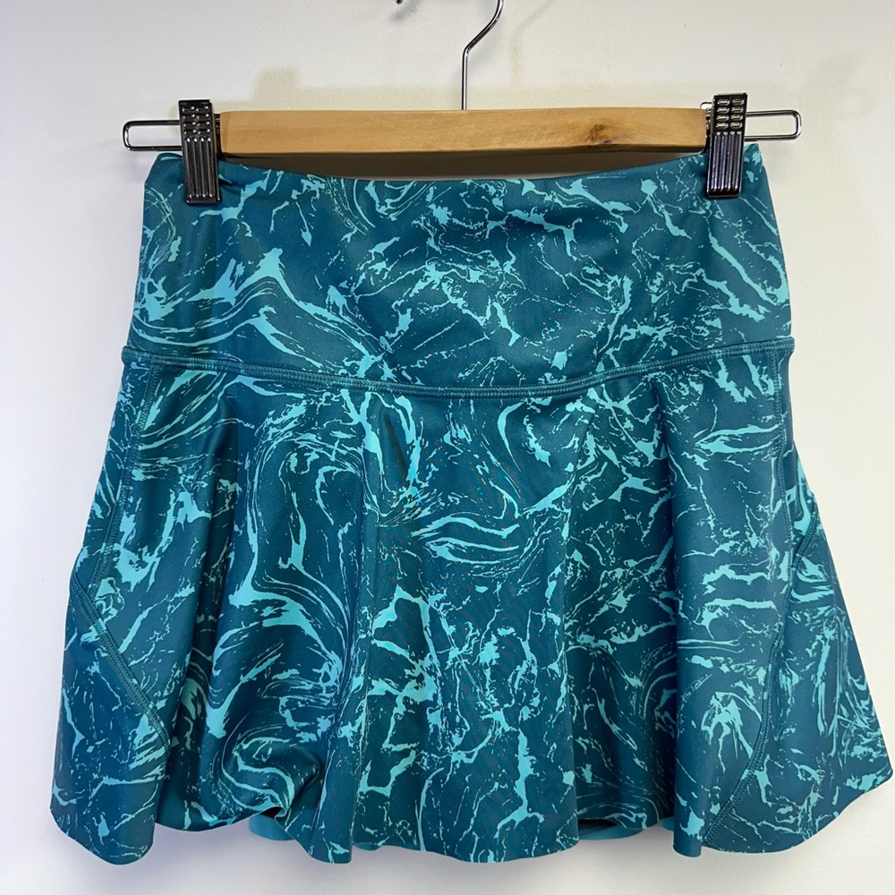 ATHLETA, Ace Printed Tennis Skort 13.5", Teal Marble, Size X-Small